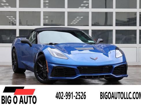 Used 2016 Chevrolet Corvette Stingray Convertible w/ 2LT Preferred Equipment Group RWD image 1
