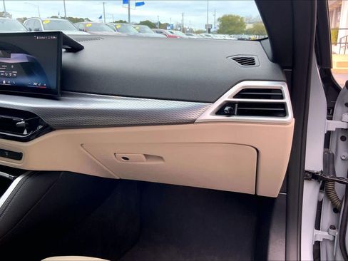 Used 2025 BMW M440i Coupe w/ Premium Package image 20