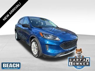 Used 2022 Ford Escape SE video 1