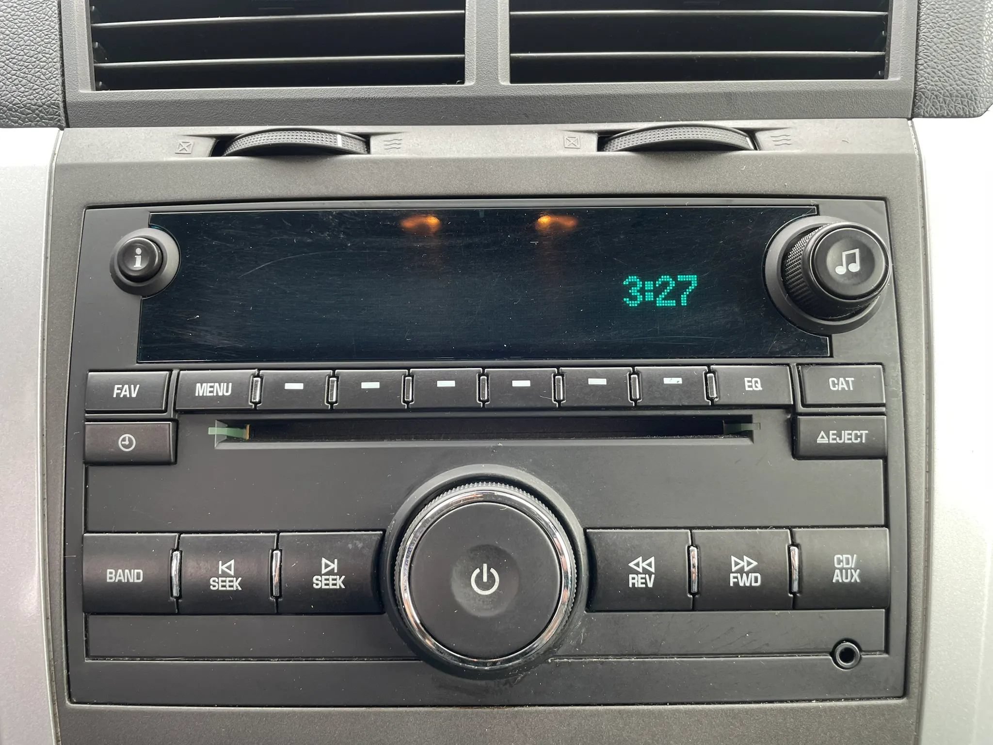 Used 2010 Chevrolet Traverse LT w/ Personal Connectivity Package AWD/4WD image 15