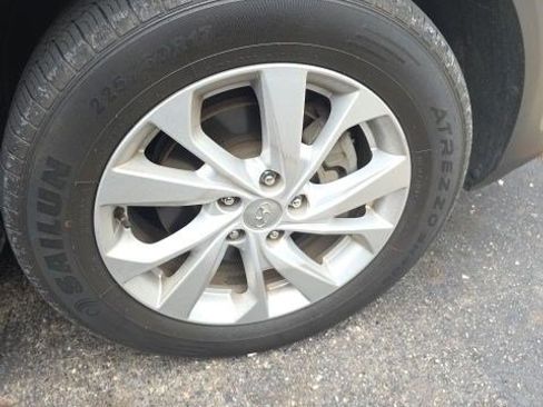 Used 2019 Hyundai Tucson Value FWD image 8