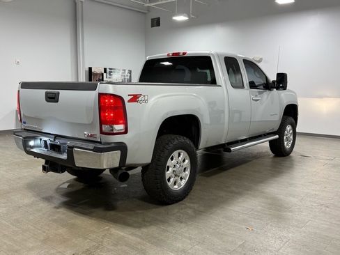 Used 2013 GMC Sierra 2500 SLT w/ Suspension Package, Off-Road image 4