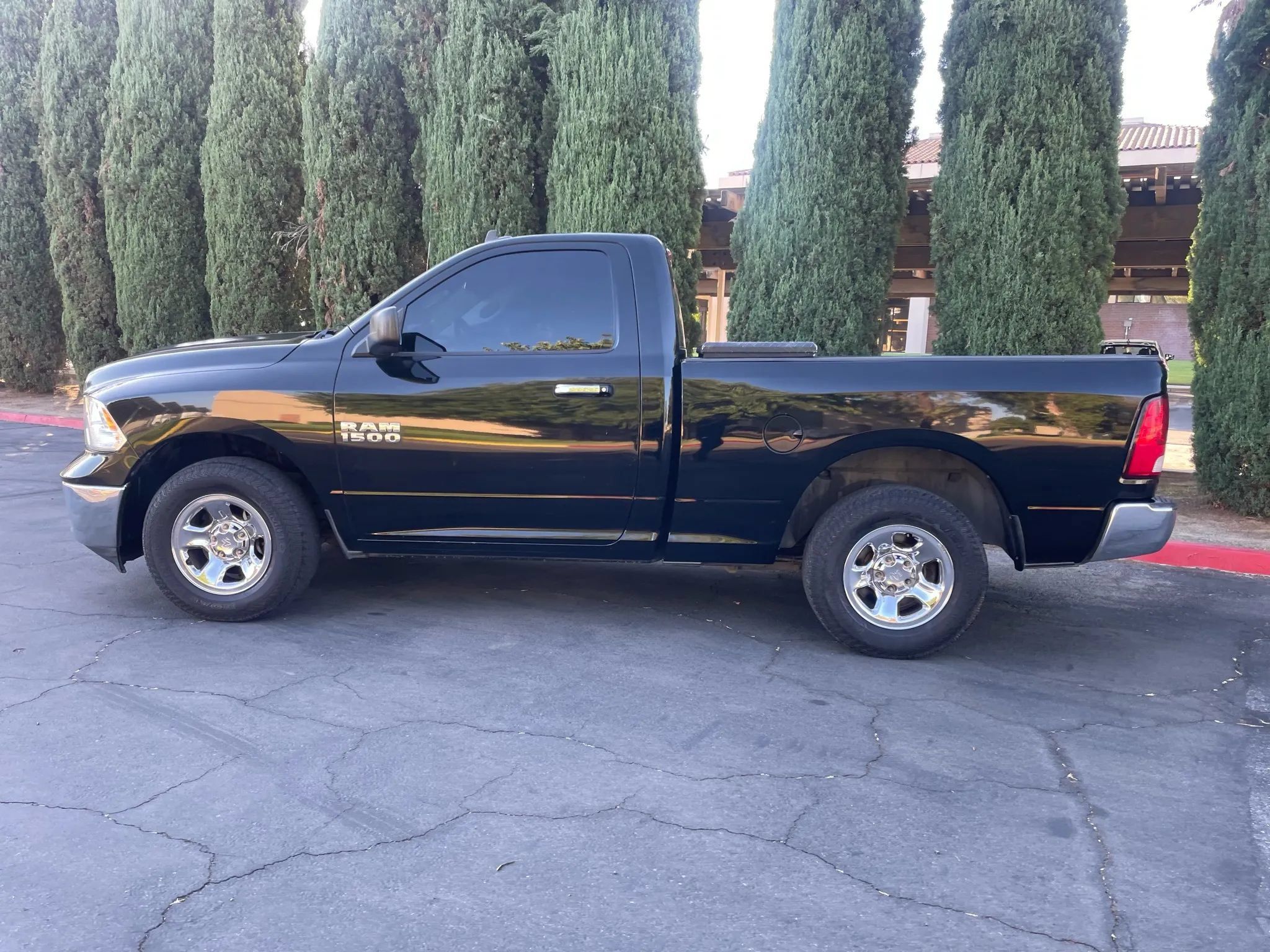 Used 2013 RAM 1500 Classic SLT RWD image 9