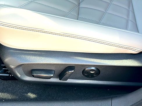 New 2026 Nissan Sentra SL w/ Floor Mat Package FWD image 12