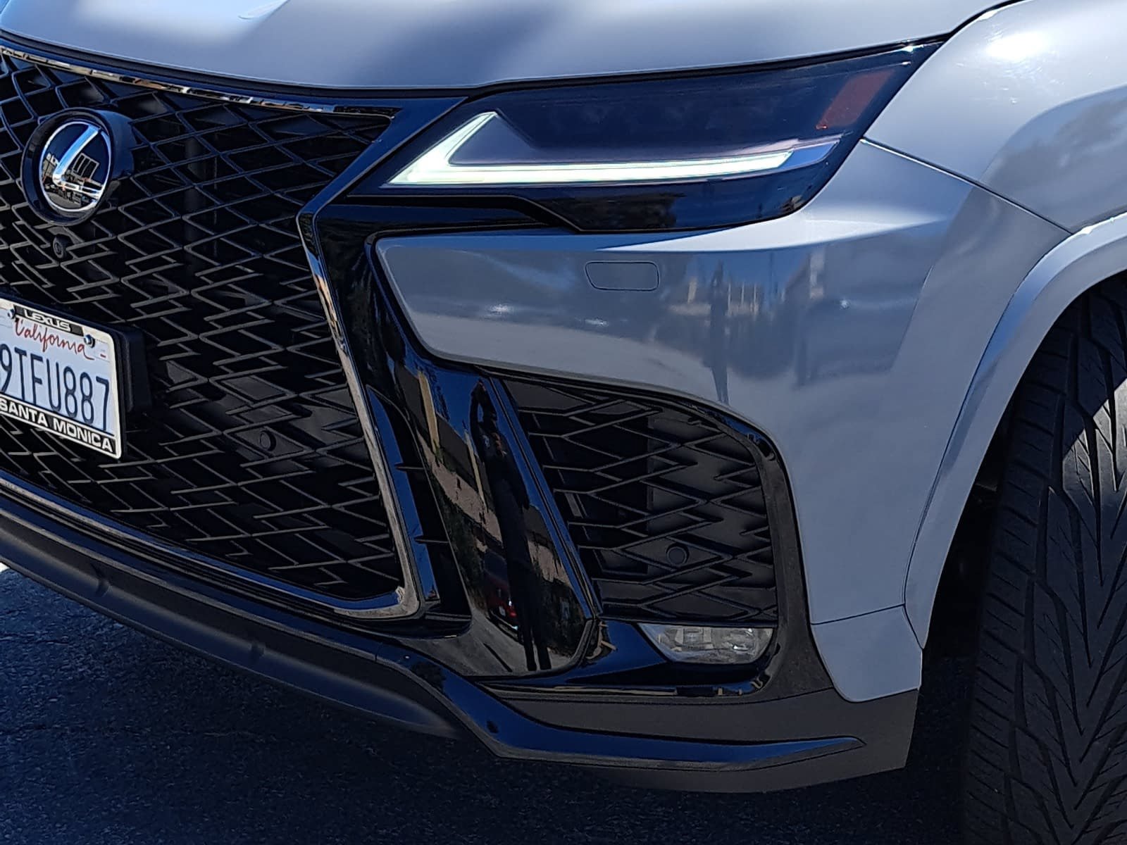 Used 2024 Lexus LX 600 F Sport AWD/4WD image 35