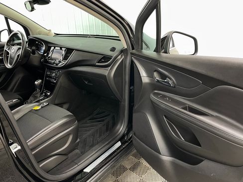 Certified 2022 Buick Encore Preferred w/ Safety Package image 33