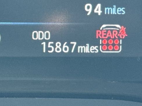 Used 2026 Toyota Sienna XLE FWD image 22