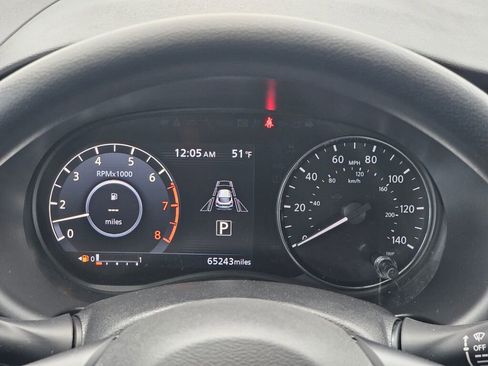 Used 2022 Nissan Kicks SV image 17