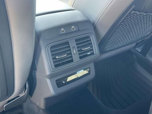 Certified 2025 Audi Q5 Prestige image 12