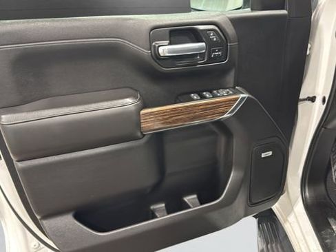 Used 2019 Chevrolet Silverado 1500 High Country w/ High Country Premium Package image 23