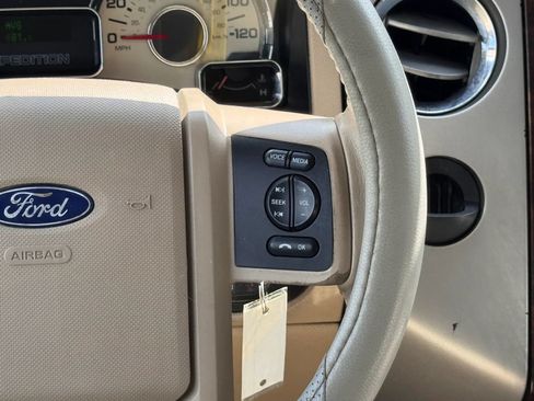 Used 2011 Ford Expedition XLT w/ 201A Rapid Spec Order Code RWD image 27