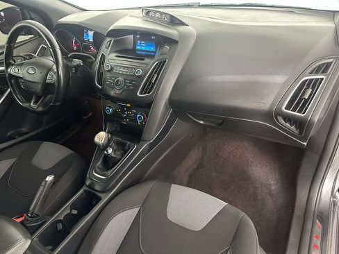 Used 2017 Ford Focus ST FWD image 28