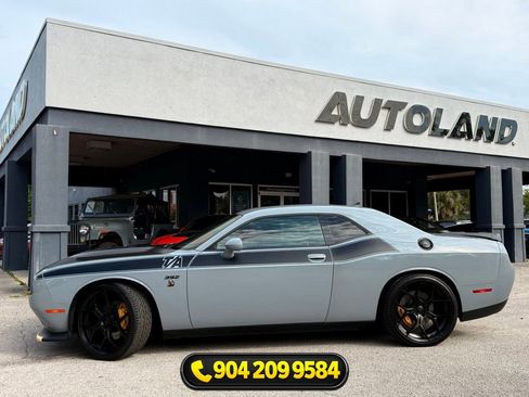 Used 2021 Dodge Challenger R/T Scat Pack w/ T/A Package RWD image 5