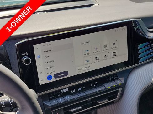 Used 2025 Toyota Camry SE w/ Multimedia Upgrade Package FWD image 29