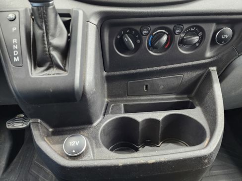 Used 2019 Ford Transit 350 XLT image 40