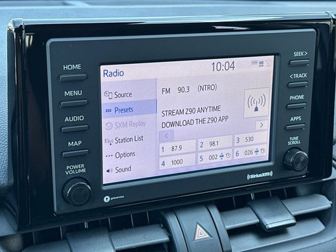 Used 2022 Toyota RAV4 LE image 26