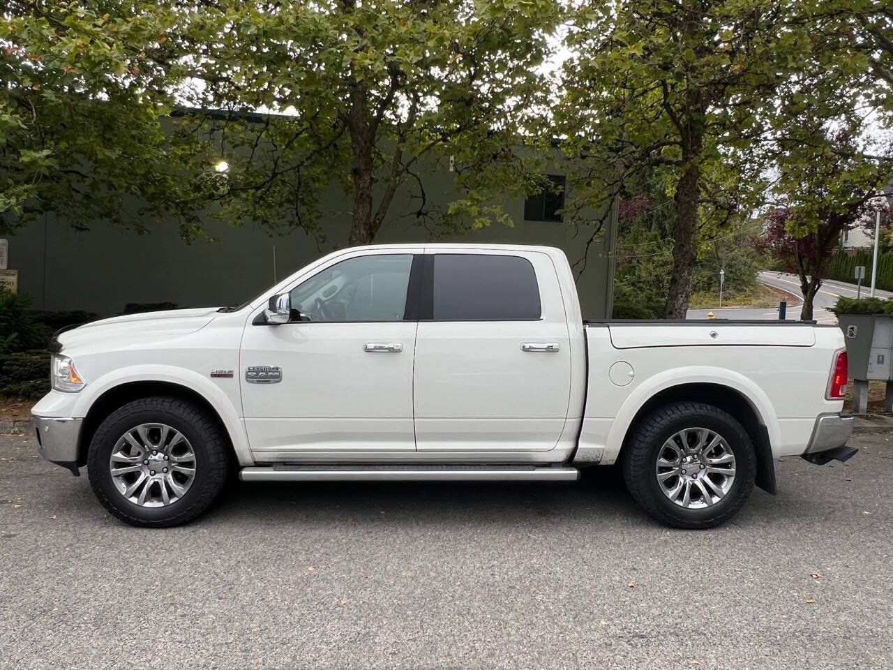 Used 2016 RAM 1500 Laramie Longhorn w/ Convenience Group AWD/4WD image 2