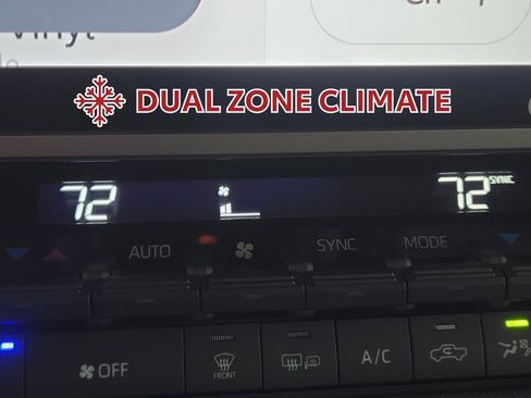 Used 2024 Toyota Tundra Limited image 24