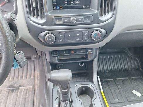 Used 2019 Chevrolet Colorado W/T w/ WT Convenience Package image 11