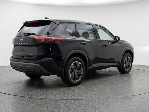 Used 2025 Nissan Rogue SV image 9