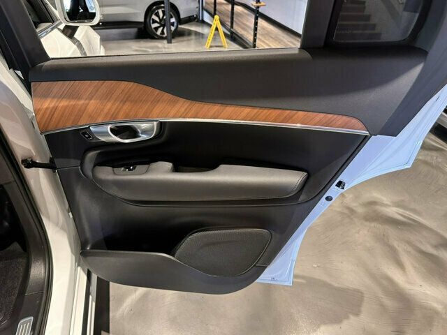 Used 2023 Volvo XC90 B6 Plus w/ Protection Package Premier AWD/4WD image 23