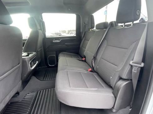 Used 2024 GMC Sierra 2500 SLE w/ SLE Convenience Package image 20