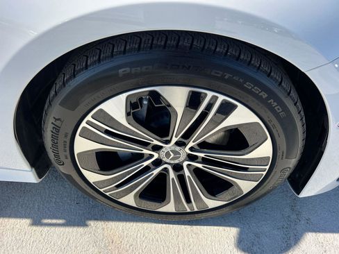 Used 2025 Mercedes-Benz E 350 Sedan image 12