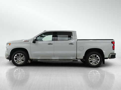 Used 2024 Chevrolet Silverado 1500 LTZ w/ Z71 Off-Road Package AWD/4WD image 3