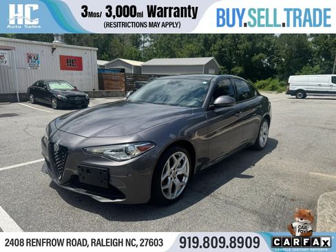 Used 2021 Alfa Romeo Giulia Ti AWD/4WD image 1