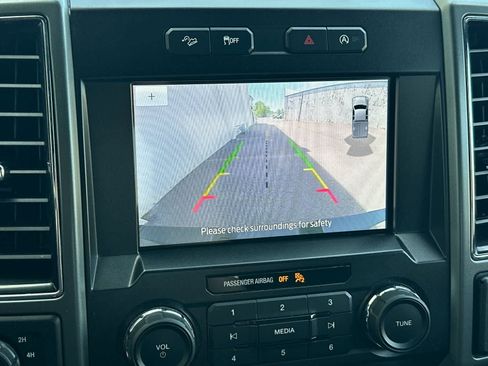 Used 2020 Ford F150 XLT w/ Equipment Group 302A Luxury AWD/4WD image 19