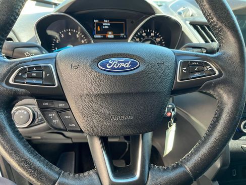 Used 2018 Ford Escape SEL AWD/4WD image 22