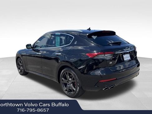 Used 2021 Maserati Levante AWD/4WD image 3