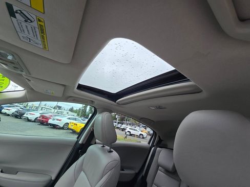 Used 2017 Honda HR-V EX-L image 23