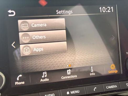 Used 2025 Nissan Pathfinder S image 21