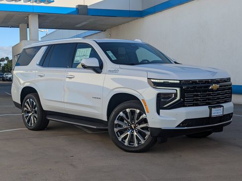 New 2026 Chevrolet Tahoe High Country RWD image 2
