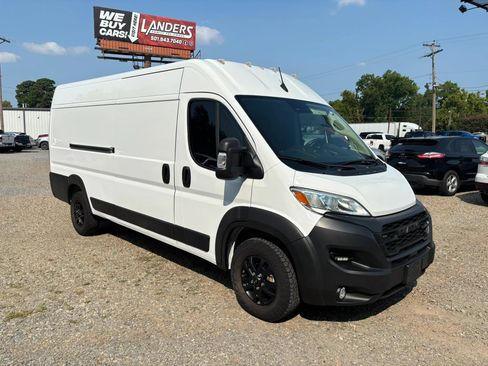 Used 2023 RAM ProMaster 3500 w/ Black Appearance Package FWD image 7