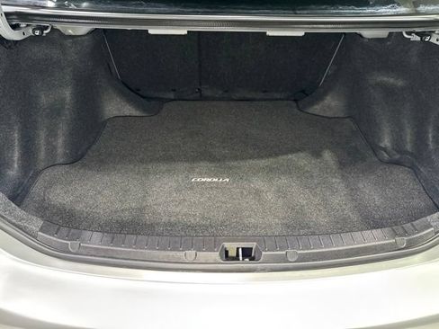 Used 2011 Toyota Corolla LE FWD image 22