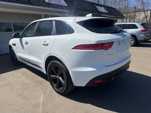 Used 2017 Jaguar F-PACE R-Sport AWD/4WD image 17