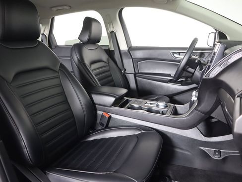 Used 2024 Ford Edge SEL image 29