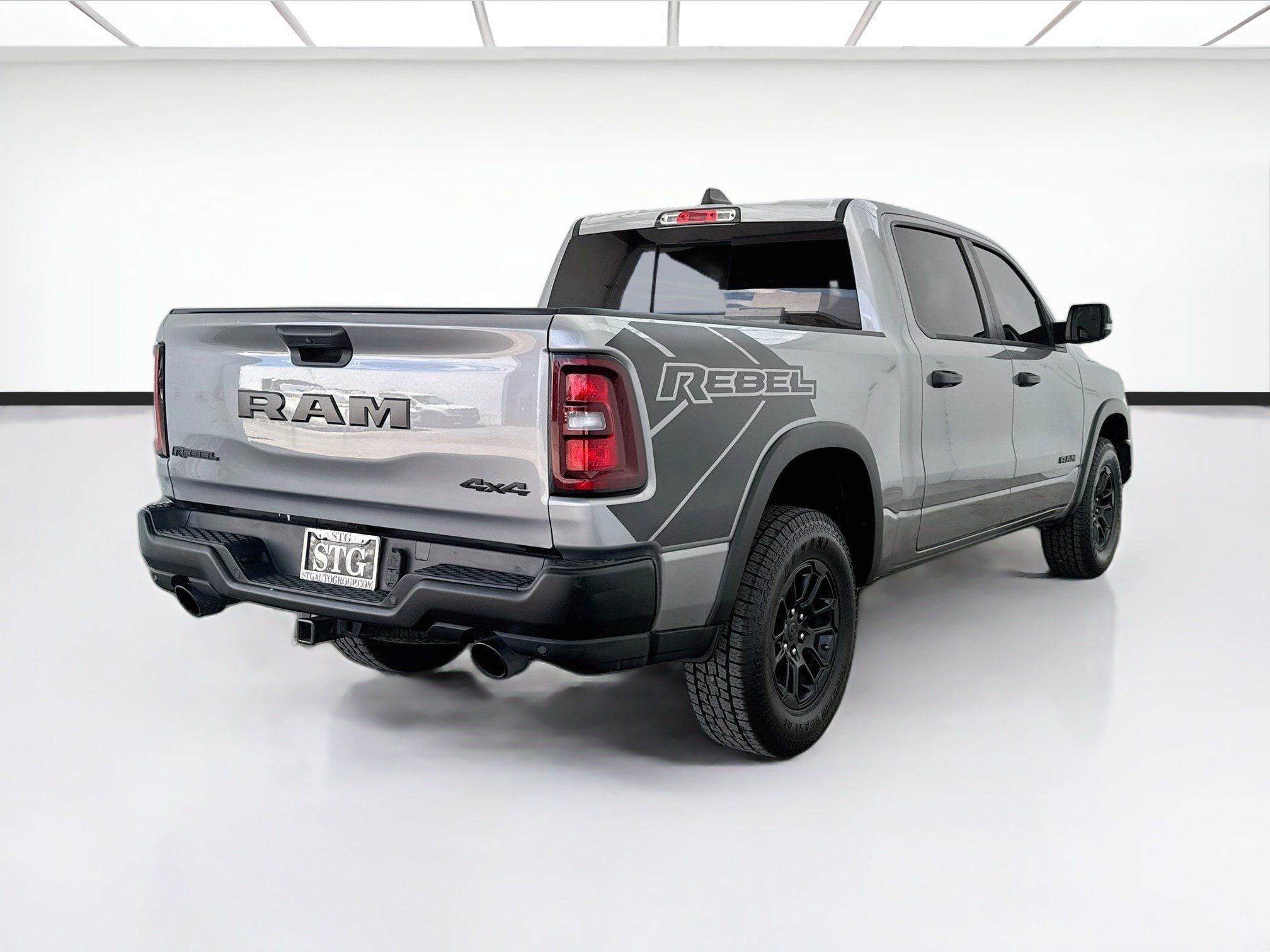 Used 2025 RAM 1500 Rebel w/ Rebel Level 1 Equipment Group AWD/4WD image 4