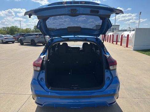 Used 2023 Nissan Kicks SR FWD image 11