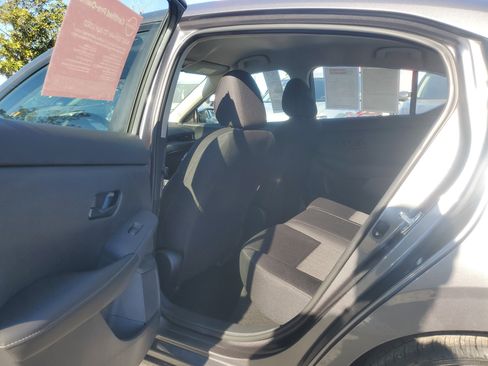 Certified 2025 Nissan Sentra SV w/ Trunk Package image 10