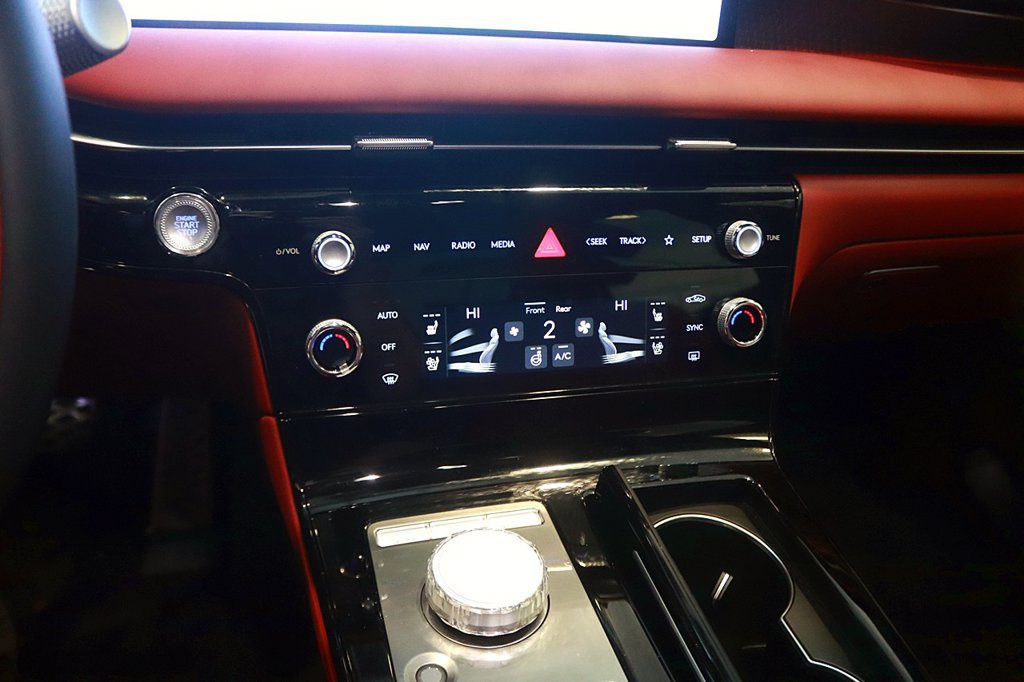 Used 2025 Genesis G80 2.5T Sport Prestige AWD/4WD image 20