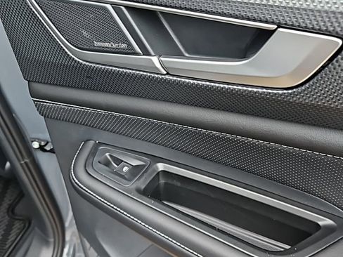 New 2026 Volkswagen Atlas Cross Sport SEL Premium R-Line image 16