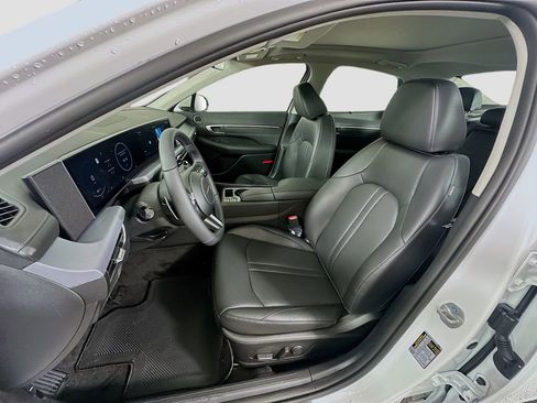 New 2026 Hyundai Sonata Limited image 16