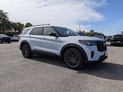 New 2026 Ford Explorer ST image 2