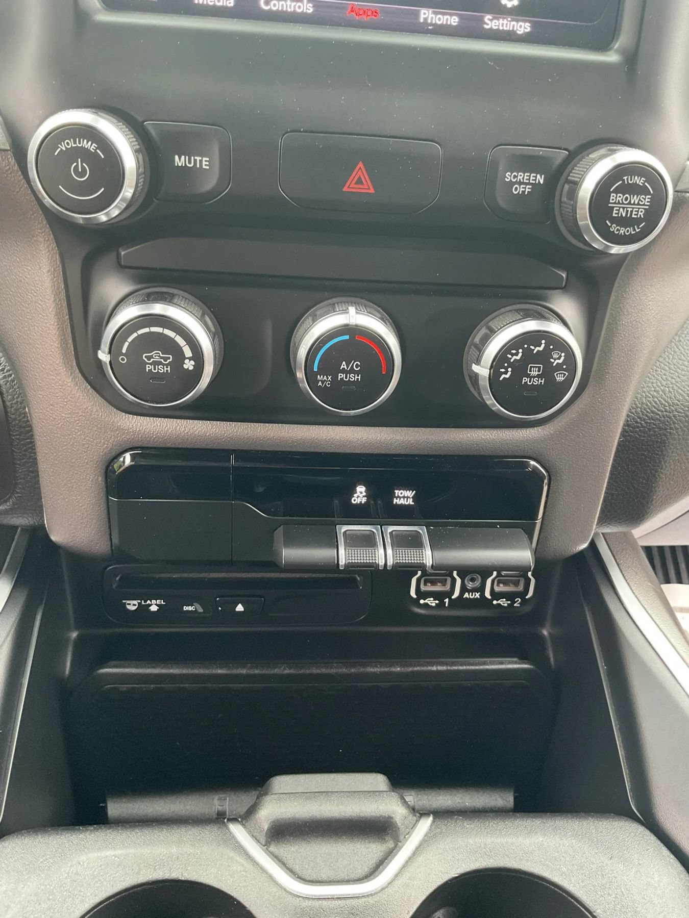Used 2019 RAM 1500 Big Horn AWD/4WD image 34