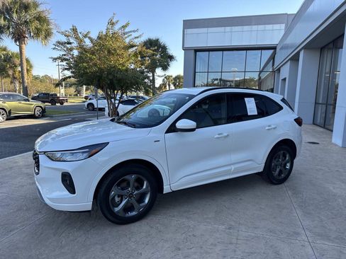 Used 2023 Ford Escape ST-Line Select image 7