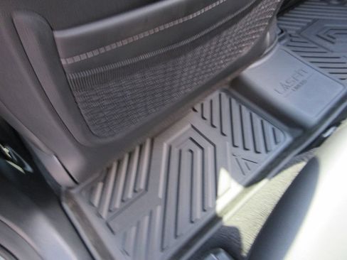 Used 2026 Kia Sorento SX AWD/4WD image 31