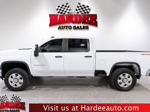 Used 2024 Chevrolet Silverado 2500 W/T w/ WT Fleet Convenience Package AWD/4WD image 1